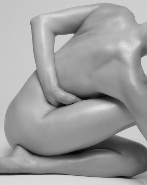 Brooke II. 2009 by Sylvie Blum, closeup of nude models twisted and bent together body