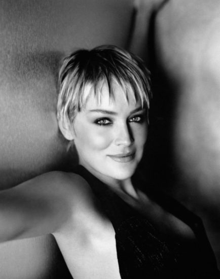 sharon stone by Sante D'Orazio, portrait of the actress with a blonde pixie cut