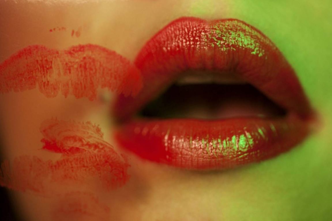 Lips an Colour by Guido argentini, red lips next to a red lip imprint
