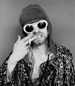 Kurt Cobain Smoking b&w by Jesse Frohman, portrait with hat, sunglasses and cigarette