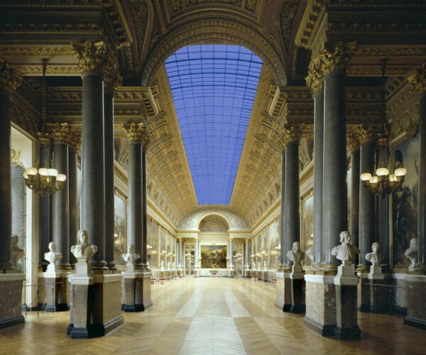 Massimo Listri, Versailles I Francia 2003, interior view of the palace with marble busts and skylight