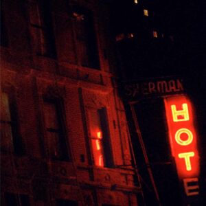 David Drebin, Hot, hotel facade with neon light