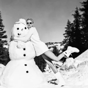 arthur elgort, Kristen McMenamy at Mammoth Lake for Vogue Magazine, snow, snowman, fashion